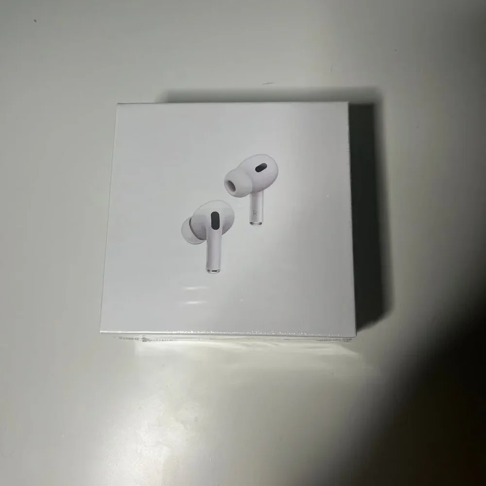 AirPod Pro 2nd Generation W/ MagSafe Charging Case